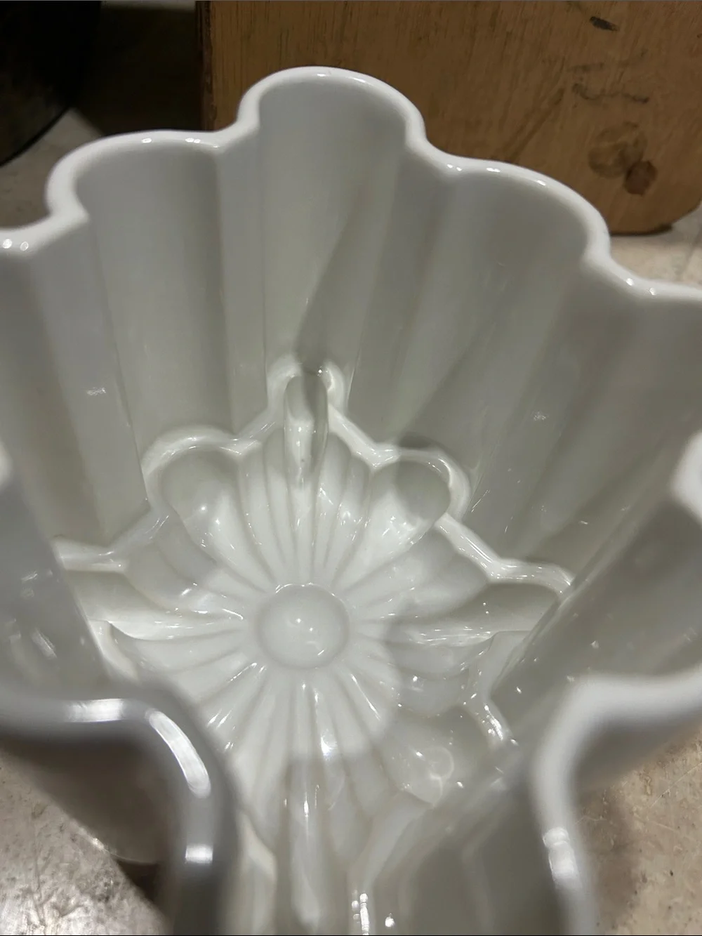 vintage ceramic jelly or pudding mold